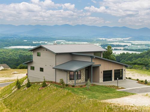 10-and-11-24 S Watchman Dr, Hendersonville, NC, 28791-0091 | Card Image
