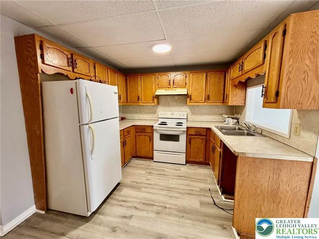 4 - 210 E Main St, Condo with 1 bedrooms, 1 bathrooms and null parking in Pen Argyl PA | Image 5