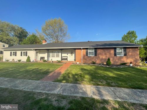 132 S Columbia St, WOODBURY, NJ, 08096-2111 | Card Image