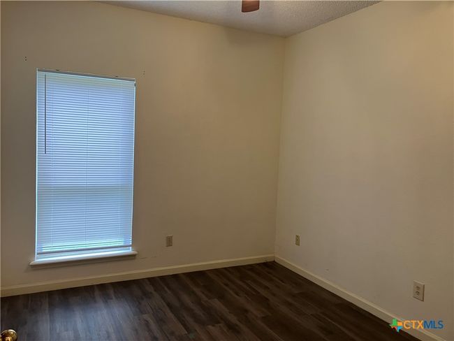 2nd bedroom | Image 12