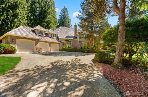 7214 204th Dr Ne, Redmond, WA, 98053-4728 | Card Image