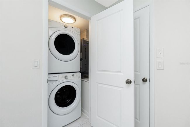 Washer & Dryer Closet | Image 22