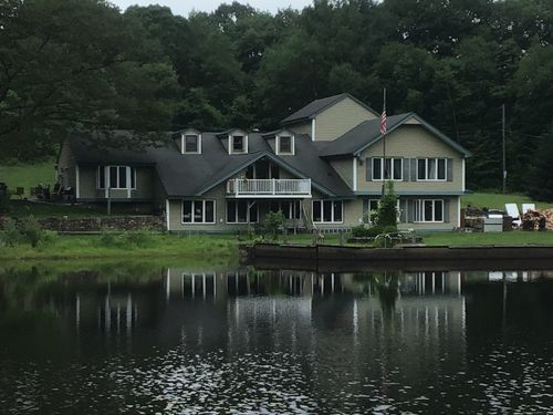1045 Thomaston Rd, Watertown, CT, 06795-1543 | Card Image