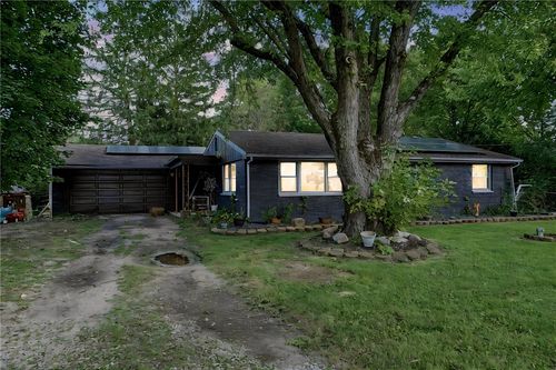 4 1st St, Medway, OH, 45341-1500 | Card Image