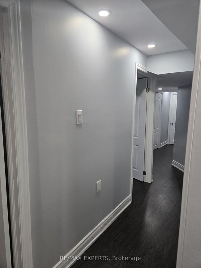 BSMT - 60 Iceland Poppy Trail, House attached with 2 bedrooms, 1 bathrooms and 1 parking in Brampton ON | Image 10