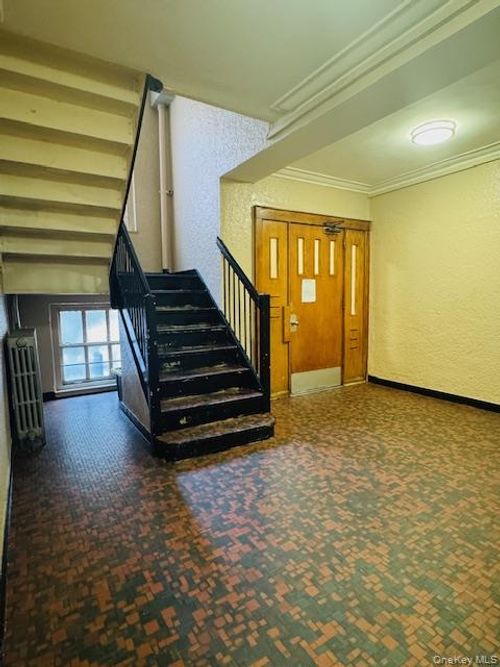 apt-4c-48 44th St, Woodside, NY, 11377-6903 | Card Image