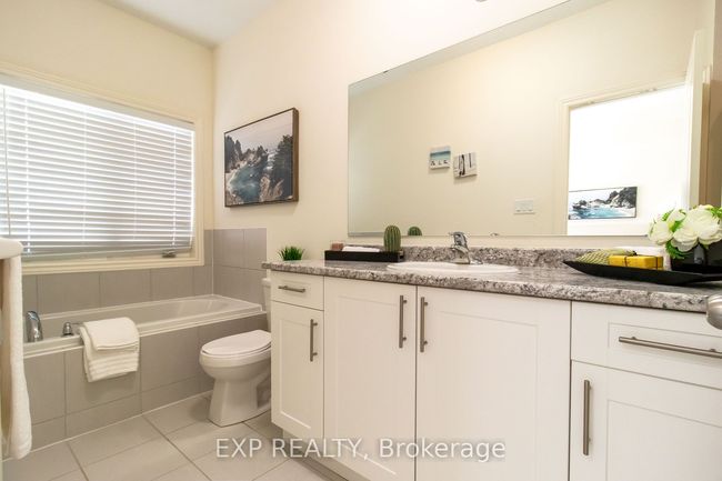 110 Adventura Rd, House attached with 4 bedrooms, 3 bathrooms and 2 parking in Brampton ON | Image 25