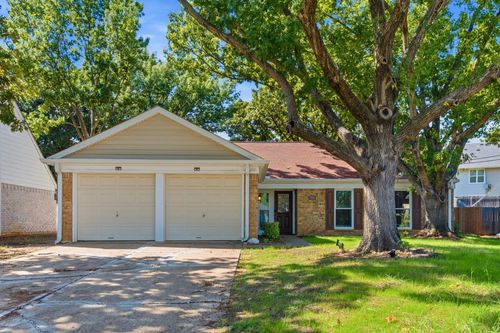 1933 Pin Oak Dr, Flower Mound, TX, 75028-1289 | Card Image