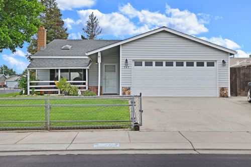 757 Clemens Court, Ripon, CA, 95366 | Card Image