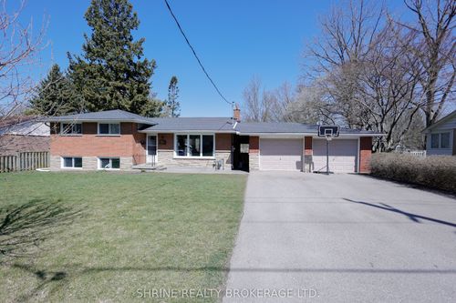 670 Victoria St, London, ON, N5Y4C1 | Card Image