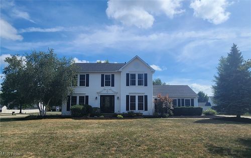 5122 Burrell Dr, Sheffield Village, OH, 44054-2468 | Card Image