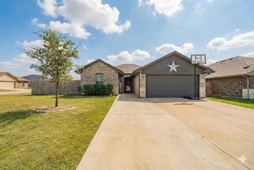 107 Willowbend Loop, Mabank, TX, 75147-1168 | Card Image