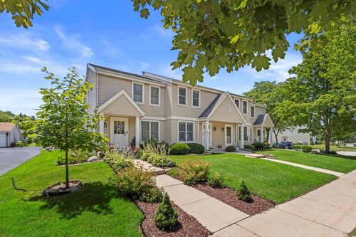 115 E Rivera Dr, Waukesha, WI, 53189-7695 | Card Image