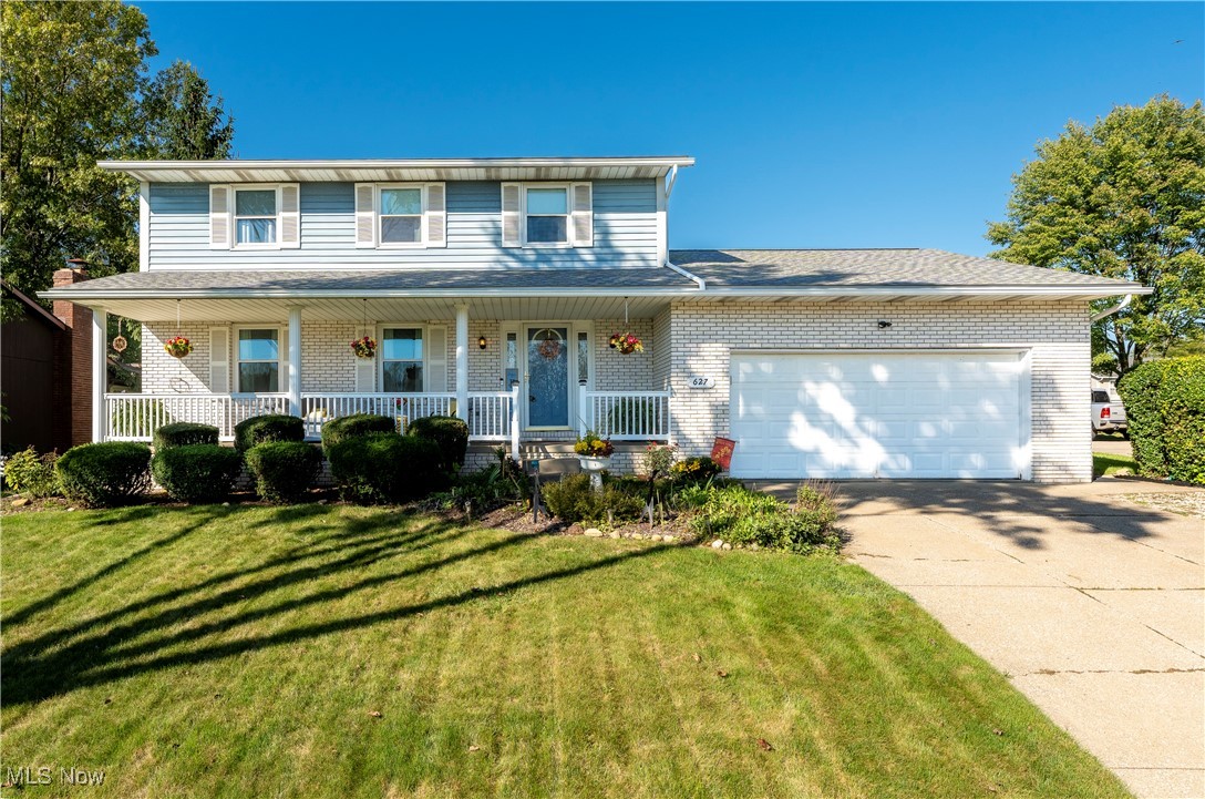 Eastbury Ave, North Canton, OH 44720