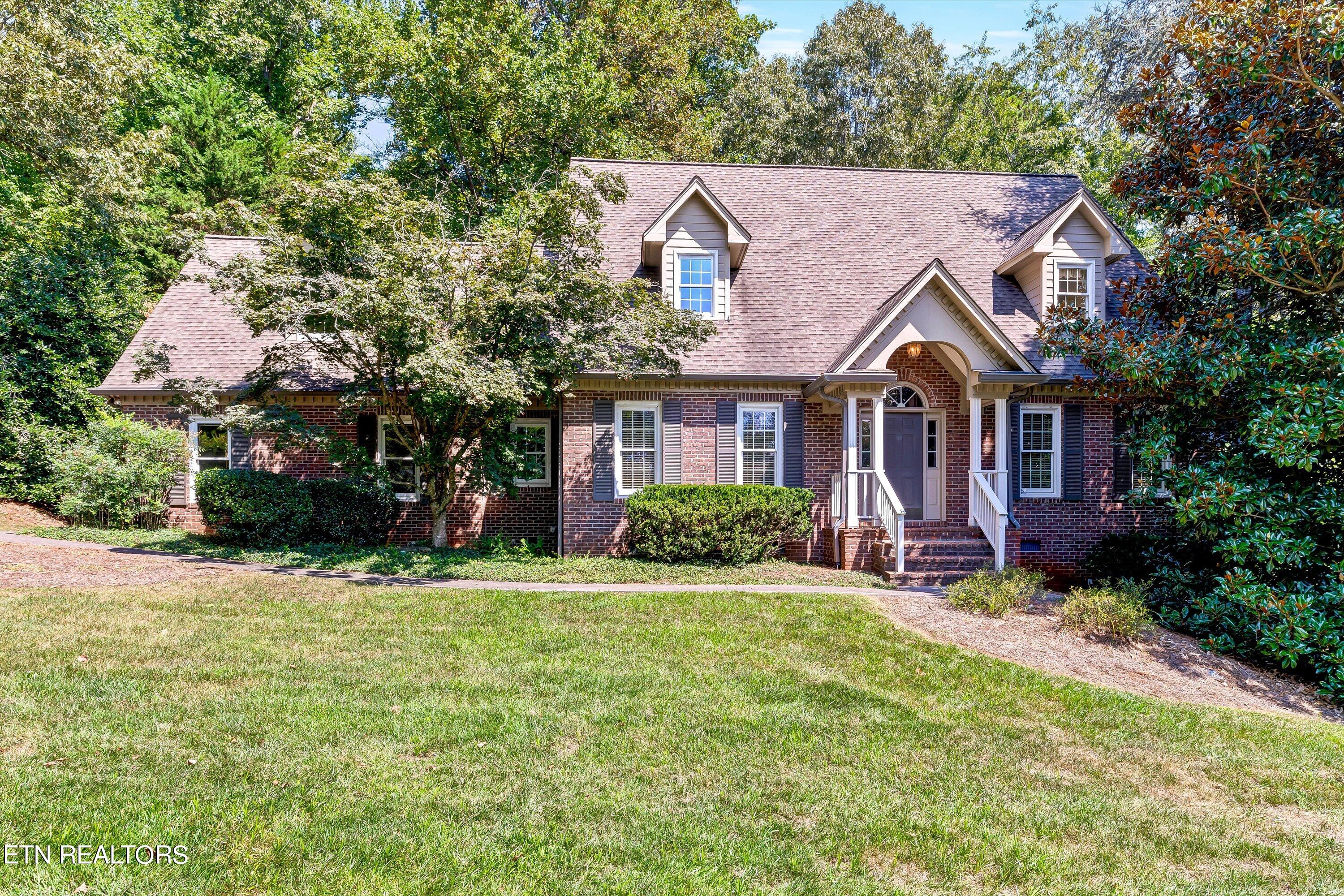 Lyons Ridge Rd, Knoxville, TN 37919