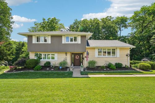 3749 Margate Road, Churchill Boro, PA, 15221 | Card Image
