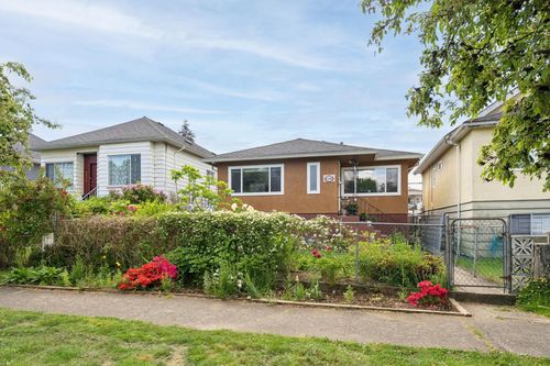2248 Mannering Ave, Vancouver, BC, V5N3C4 | Card Image