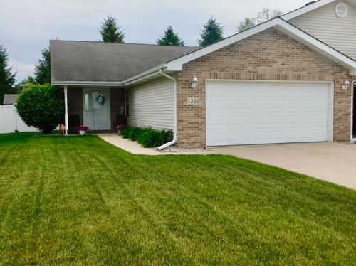 1261 W 84th Pl, Merrillville, IN, 46410-6637 | Card Image