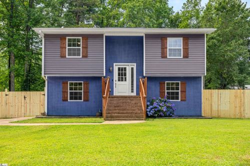 4 Wiberg Ct, Travelers Rest, SC, 29690-9620 | Card Image