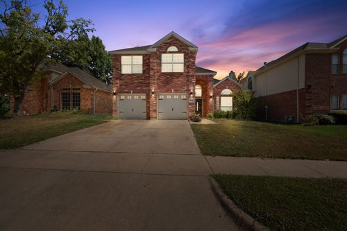 3652 Blue Spruce Dr, Euless, TX, 76040-7165 | Card Image