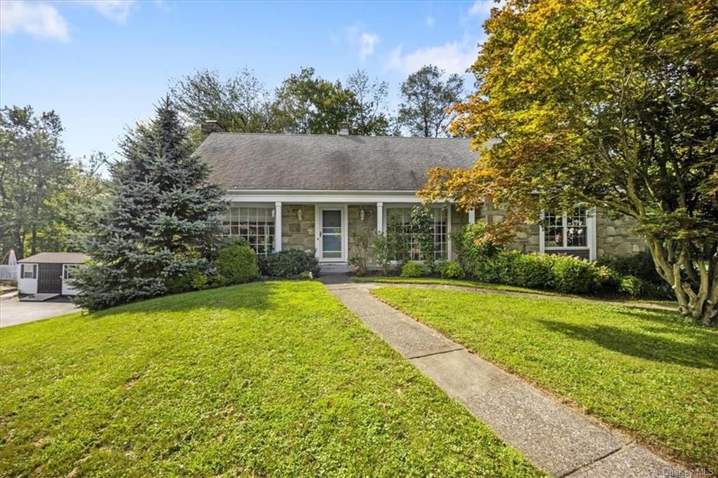 Round Hill Rd, Poughkeepsie, NY 12603