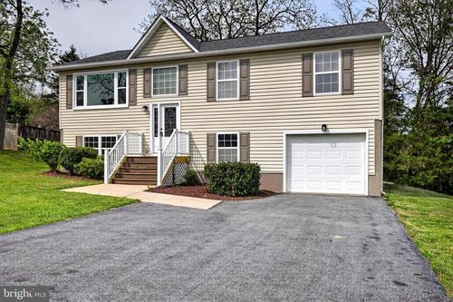 213 Black Oak Dr, MAURERTOWN, VA, 22644-2565 | Card Image