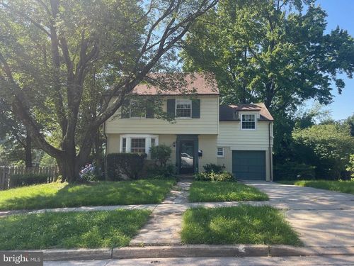 819 Fairway Dr, Baltimore, MD, 21286-7804 | Card Image