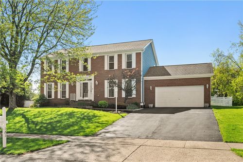 121 Tiffany Ridge Dr, Coraopolis, PA, 15108-1348 | Card Image