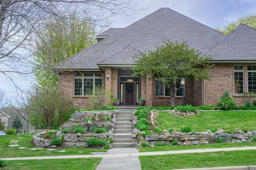 5774 Longwood Ln, Fitchburg, WI, 53711-7211 | Card Image