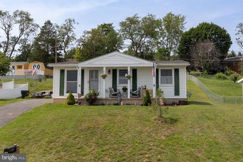 2397 Highview Circle, STAUNTON, VA, 24401 | Card Image
