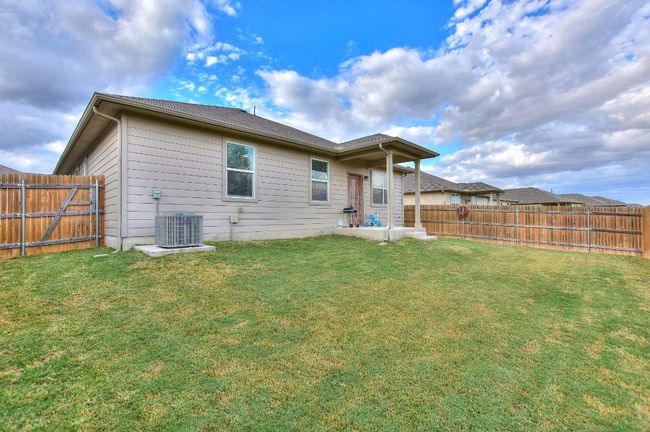Rear View of Home | Image 31
