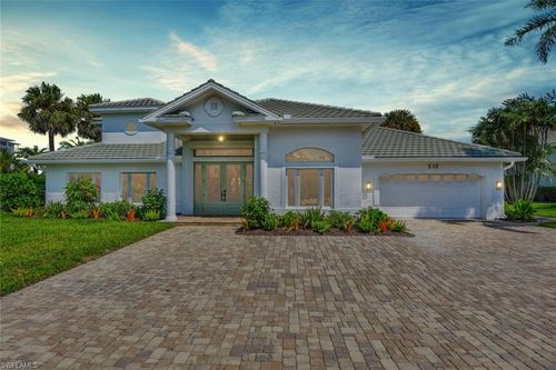 215 Mooring Line Dr, NAPLES, FL, 34102-4740 | Card Image