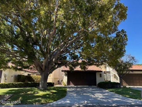 66 Stanford Cir, Lompoc, CA, 93436-1113 | Card Image