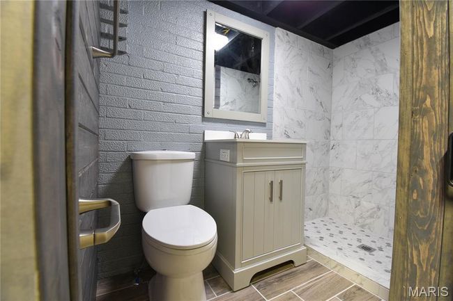 305 E Hauser St, House other with 4 bedrooms, 3 bathrooms and 2 parking in Litchfield IL | Image 38