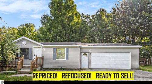 3600 Holiday Hills Dr, Traverse City, MI, 49686-3790 | Card Image