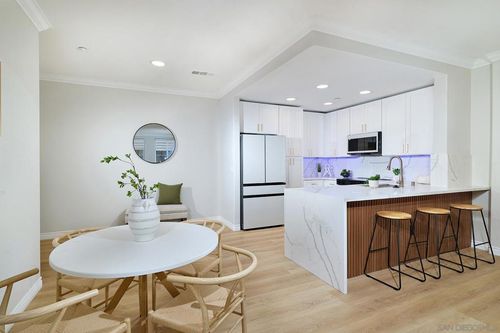 335-3950 Ohio St, San Diego, CA, 92104-3071 | Card Image