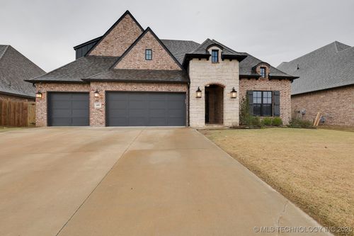 688 E 148th Pl S, Glenpool, OK, 74033-4463 | Card Image