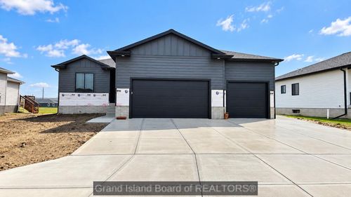 1447 Sagewood Ave, Grand Island, NE, 68803 | Card Image