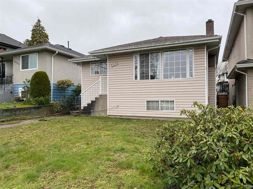 6828 Inverness St, Vancouver, BC, V5X4G2 | Card Image