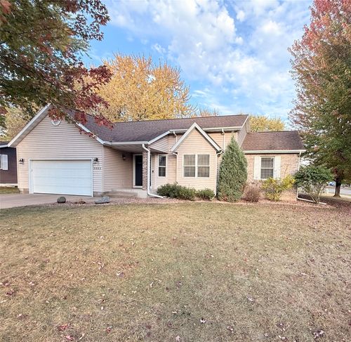 3003 Green View Drive, Eau Claire, WI, 54703 | Card Image