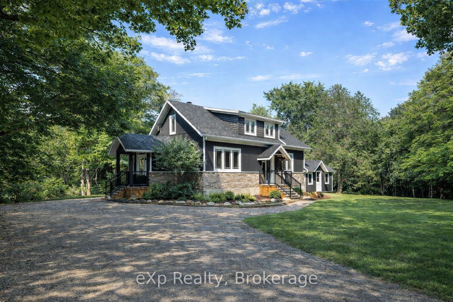 Residential in Morris Turnberry