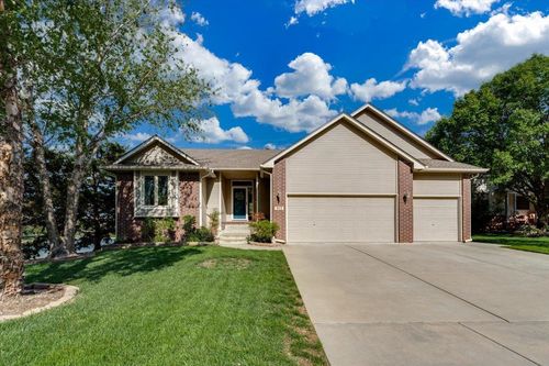 512 S Decker St., Wichita, KS, 67235 | Card Image