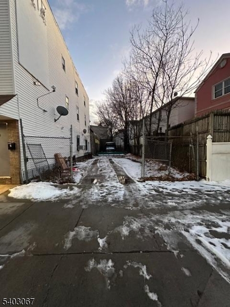 Land in Newark City 5