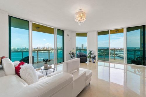1906-2650 Lake Shore Dr, RIVIERA BEACH, FL, 33404-4604 | Card Image