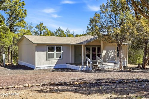 757 Jacks Wild Rd, Show Low, AZ, 85901-2911 | Card Image