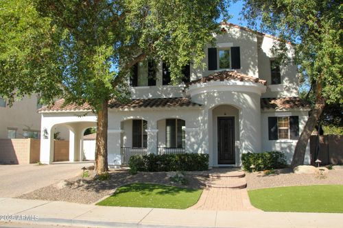 2718 E Hampton Ln, Gilbert, AZ, 85295-2334 | Card Image