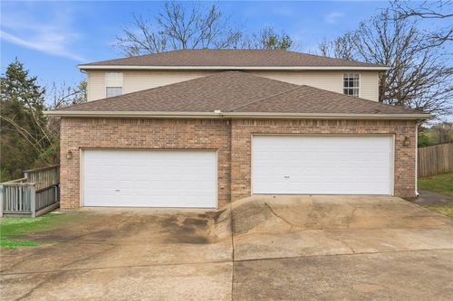 2270 & 2272 E Cinnamon Way, Fayetteville, AR, 72703 | Card Image