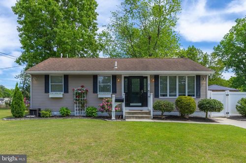 31 Hill Dr, Pine Hill, NJ, 08021-6550 | Card Image
