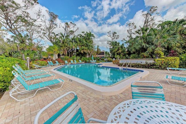 597 Lakeside Dr, Condo with 2 bedrooms, 2 bathrooms and null parking in BRADENTON FL | Image 24
