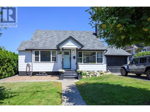 1314 Pine Cres, Kamloops, BC, V2C2Z1 | Card Image
